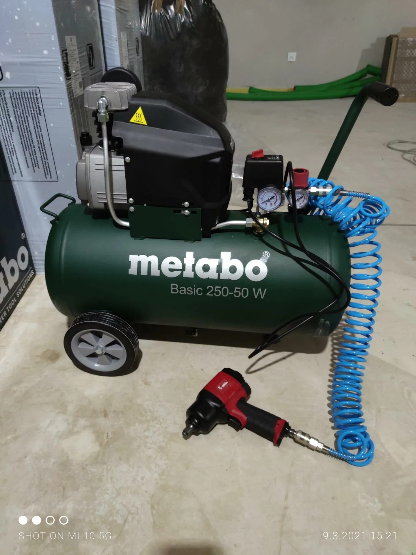 Компрессор metabo basic 250 50. Metabo basic 250-50 w 601534000. metabo 250-50w. metabo basic 250-50 w. масляный компрессор metabo basic 250-50 w 601534000 деталировка.