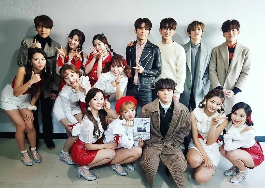 JYP Family. Got7 and Stray Kids. JYP twice. JYP группы. Ай гот ю твайс