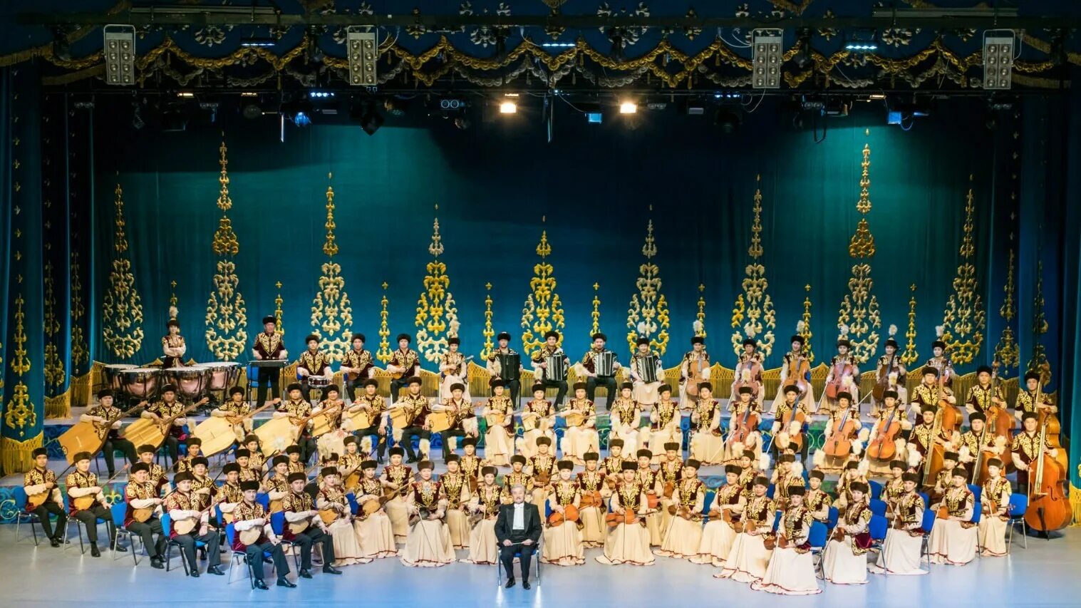 Астана выступления. Астана филармония. казахский оркестр народных инструментов. астана (концертный зал). государственная академическая филармония астана.