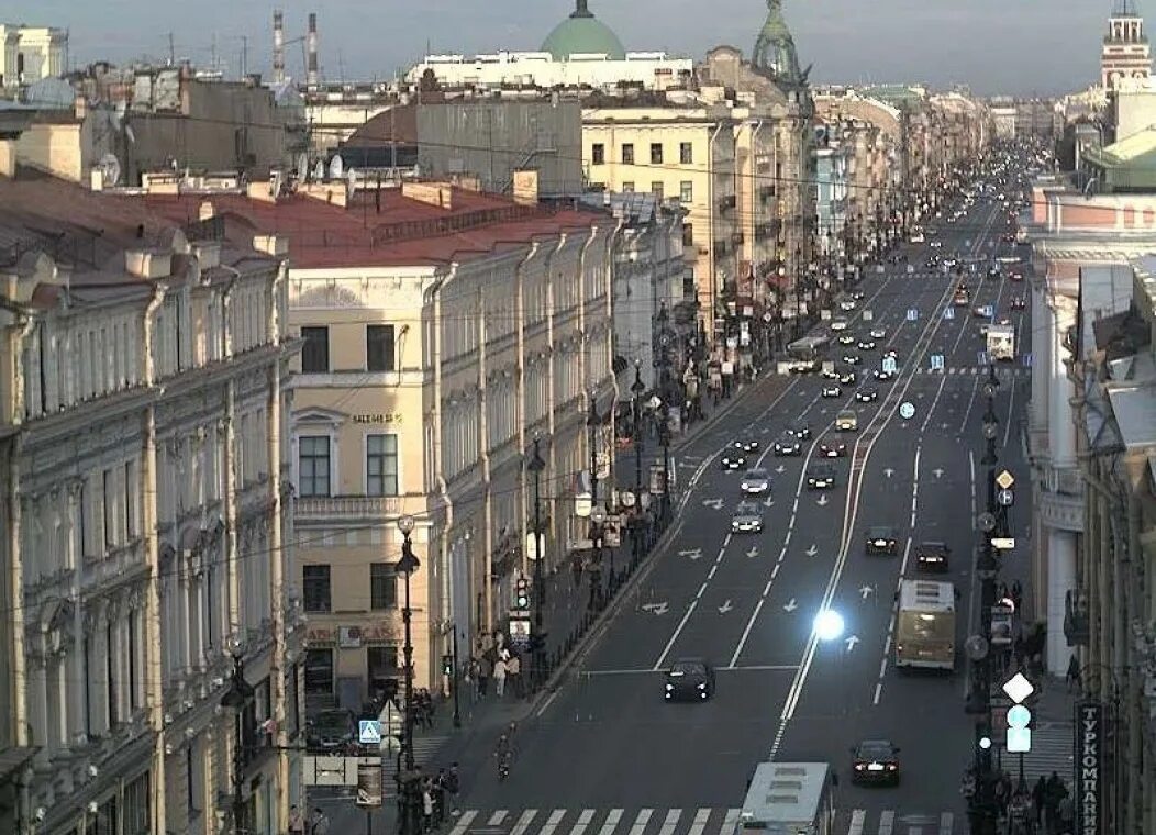 Веб камера Питер Гостиный двор. Камеры в режиме реального времени спб