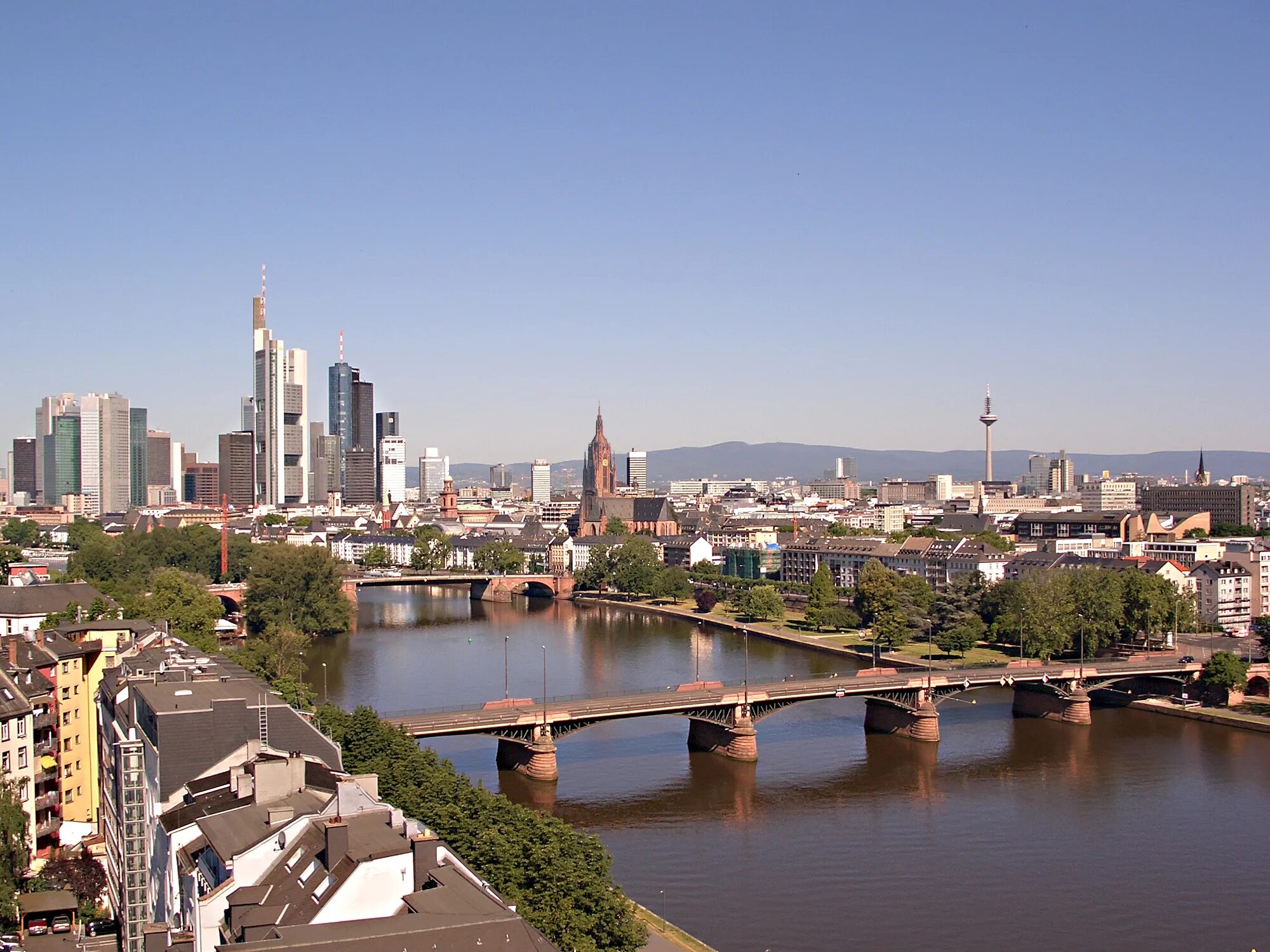 Main town. Франкфурт-на-Майне. Город Frankfurt am main. Город Франкфурт-на-Майне (Frankfurt am main). Рейн река Франкфурт.