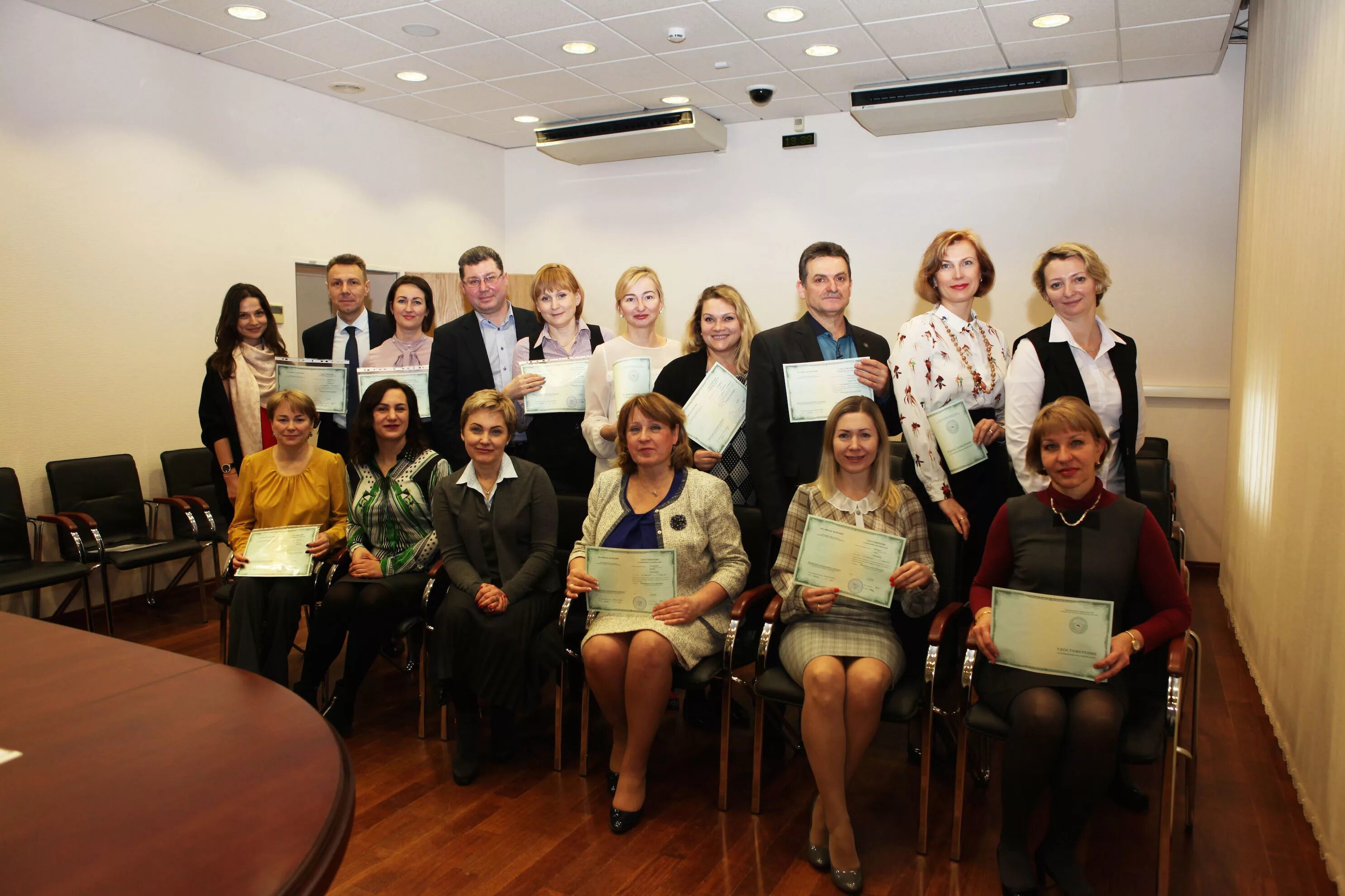 центральный банк сотрудники. центральный банк россии мечкова галина владимировна. работники центрального банка. центральный банк сотрудники. центральный банк сотрудники.