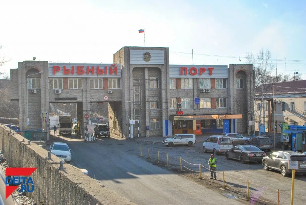Рижский торговый порт проходная. Станция новый порт. Проходная южно морской. Проходная порта. Главные ворота ленинградского морского торгового порта.