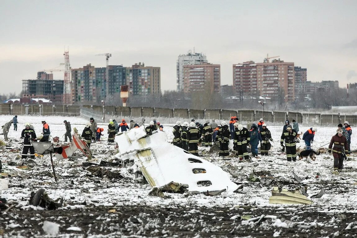 Крушение дату. Катастрофа Boeing 737 в Ростове-на-Дону. Авиакатастрофа Боинг 737 Ростов на Дону. 2016 - Катастрофа Boeing 737 в Ростове-на-Дону..