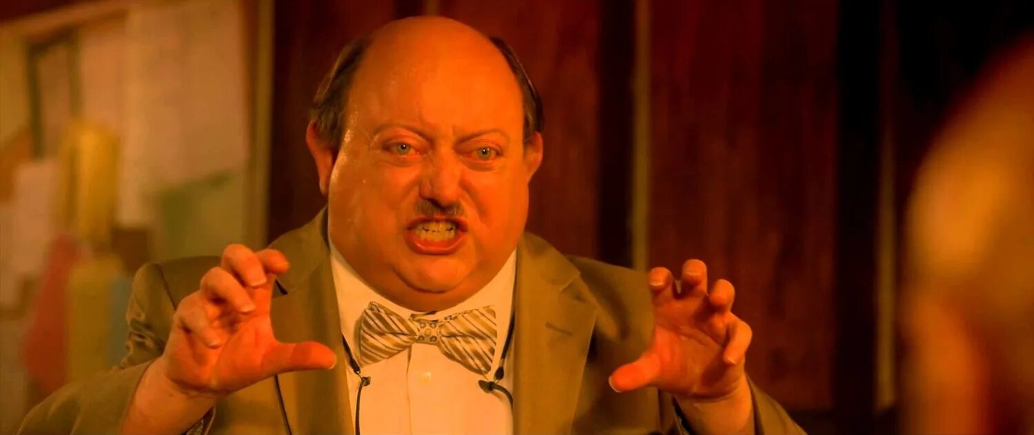 человеческая многоножка 3 бри олсон. лоуренс харви человеческая многоножка. человеческая многонодна3. человеческая многоножка 3 хорошее качество. человеческая многоножка 3 хорошее качество.