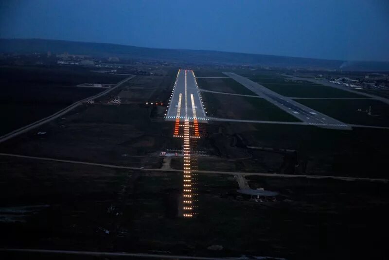 впп аэродрома уфа. аэропорт пулково вид с высоты. курсо-глиссадная система.