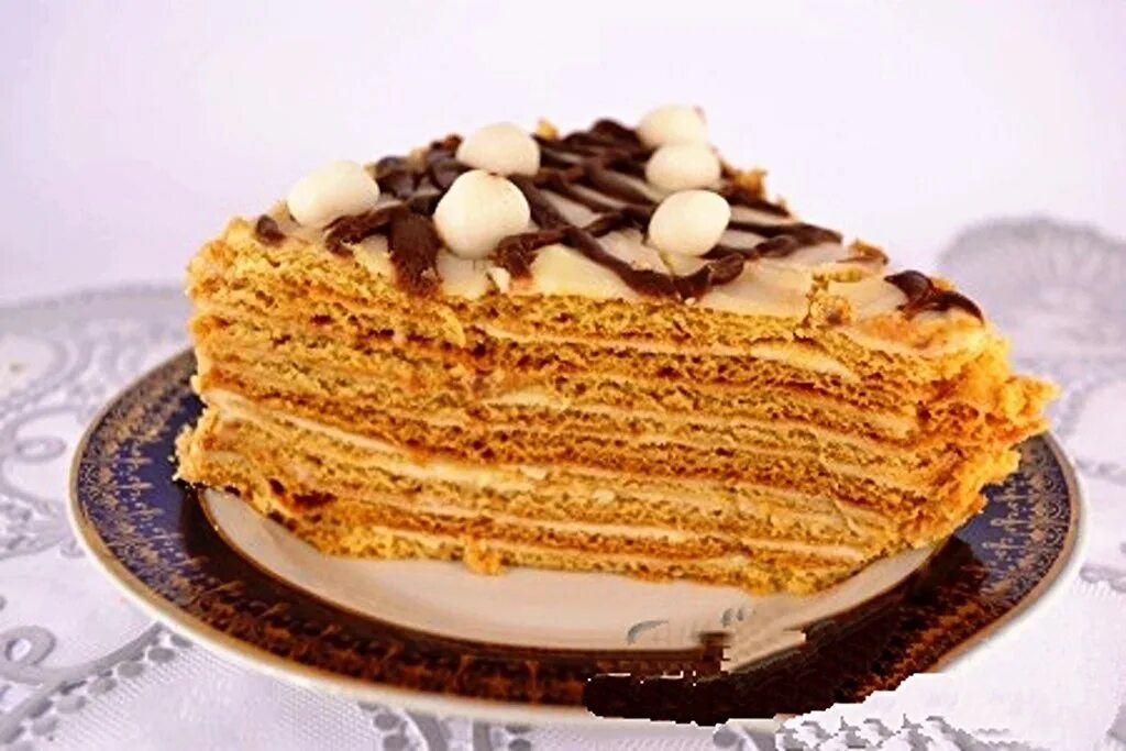 Торт медовик рыжик. Торт рыжик от александра селезнева. Торт рыжик медовый. Медовик рыжик коржи. Сметанник наполеон медовик.