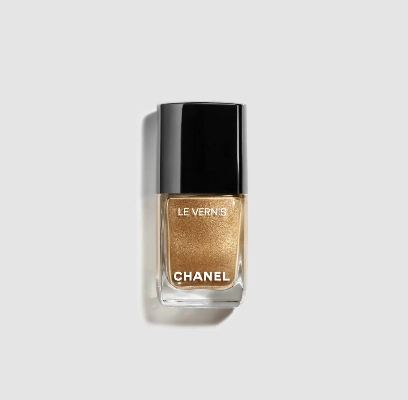 Chanel cosmetics. Шанель лак для ногтей палитра. Chanel vernis. Le vernis 593 лак chanel. Chanel vernis.