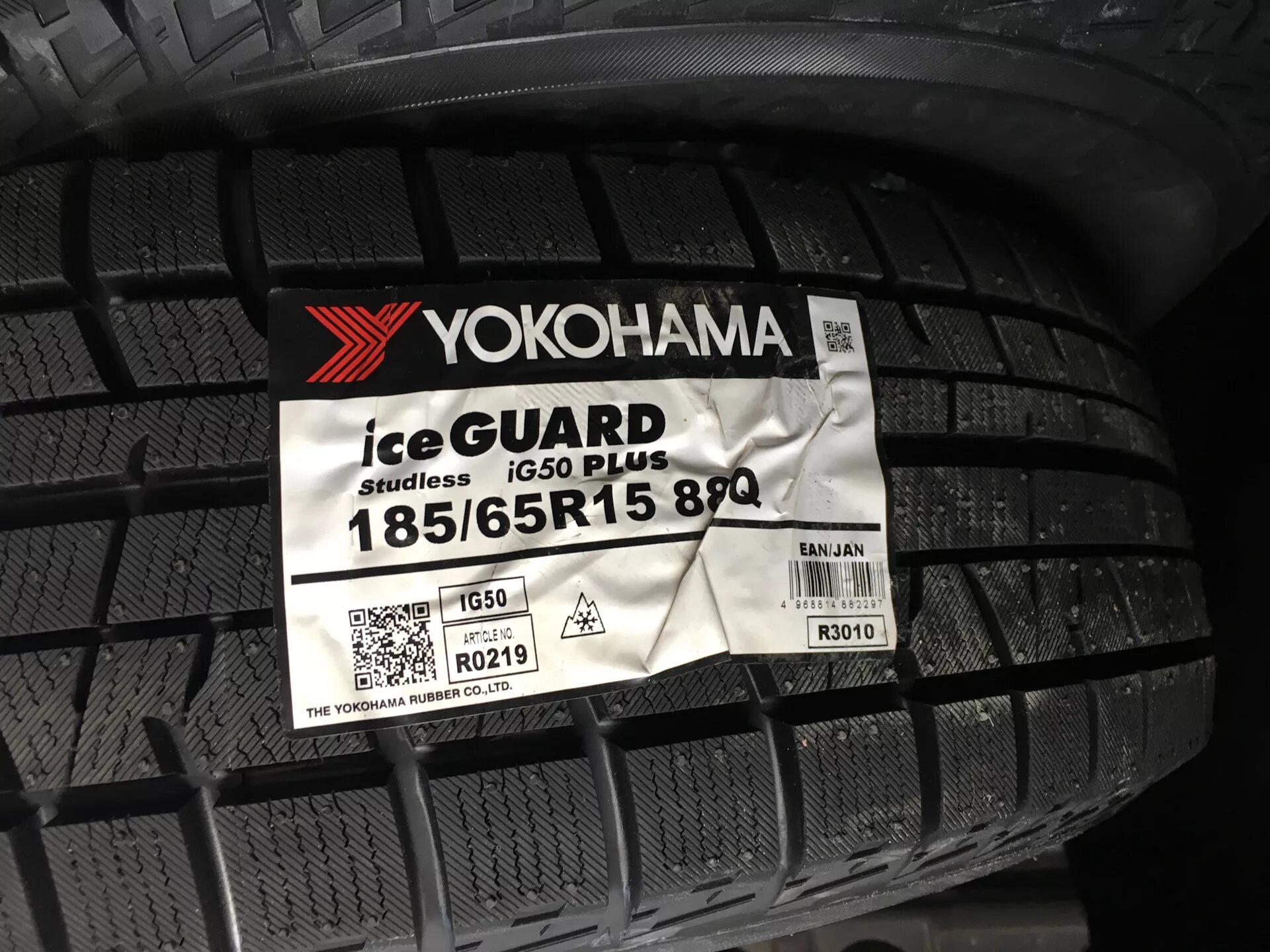 Шины йокогама 185 65 r15 зимние. Yokohama ice guard studless 185 65 15. yokohama ice guard ig50 на машине. йокогама 185/65/15 зима липучка. липучка yokohama ice guard 2017.