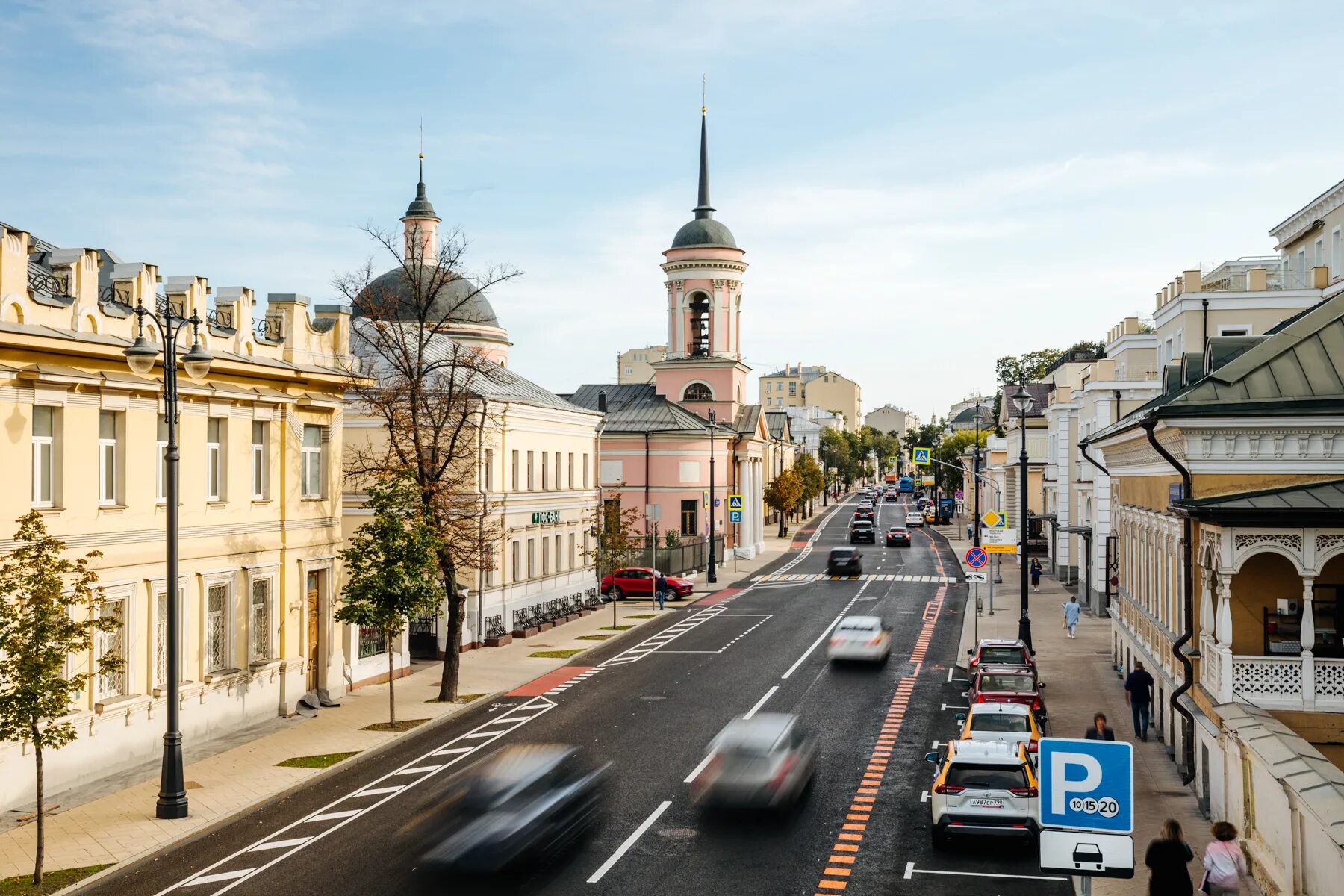 Улица качество 720. Ордынка улица в Москве. Самая крутая улица в Москве. Самая популярная улица в России. Пешеходная улица во Владимире.