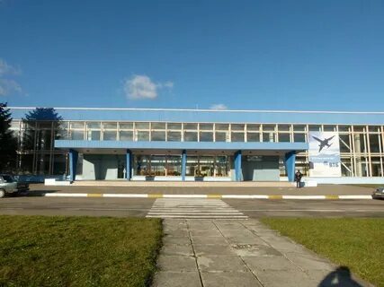 Аэропорт ровно