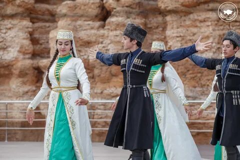Чеченский народный костюм