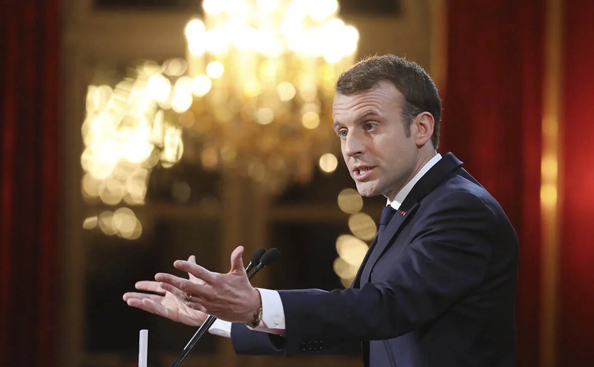 Эммануэль макрон и зеленский. Эммануэль макрон. Эммануэль макрон. Француз выступить. Француз выступить.