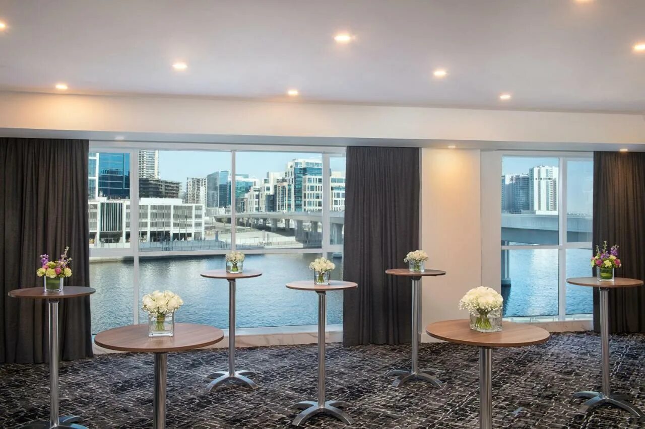 Citymax hotel business bay 4* (бизнес бэй). Отель gulf court business bay. Отель gulf court business bay. Mayfair tower business bay. Bay gulf.