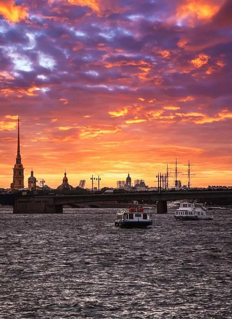 Спб возле