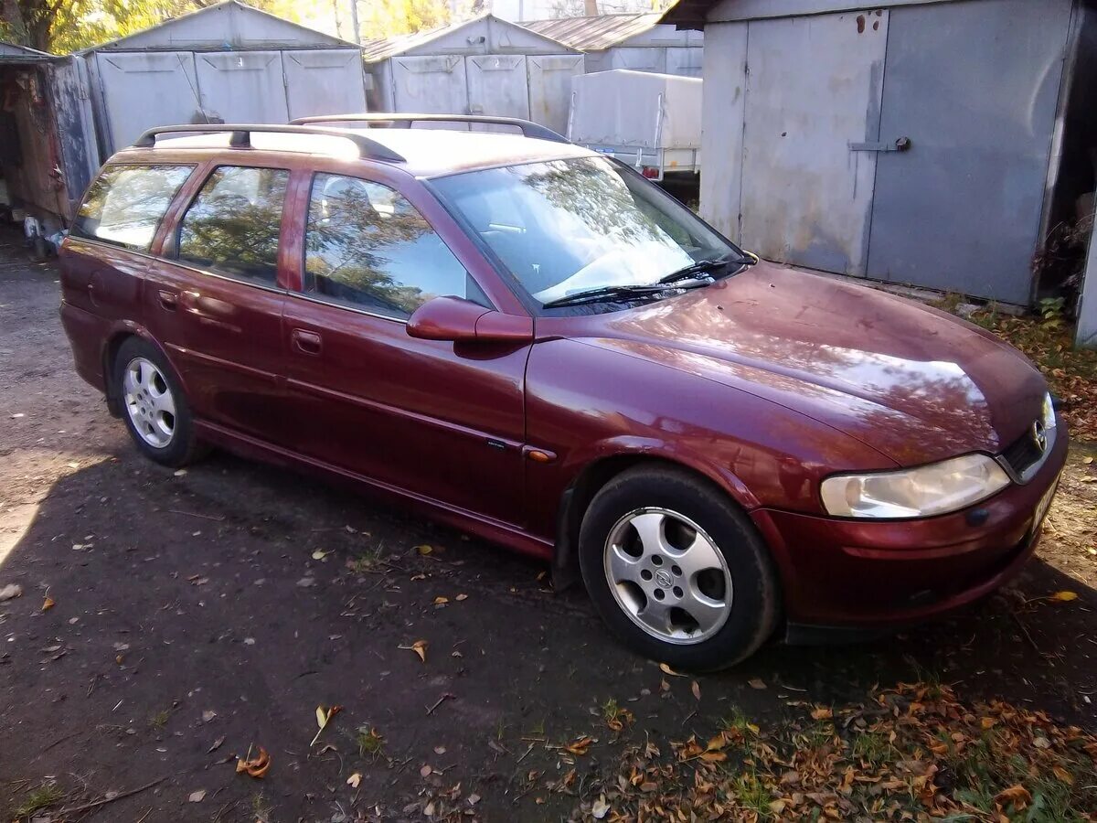 Опель вектра б 2000 года. Опель Вектра 2000г. Opel Vectra 2000. Опель Вектра 2000. Опель Вектра универсал 2000.