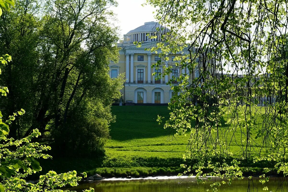 Музей-заповедник Павловск в Санкт-Петербурге. Павловский дворец в Санкт-Петербурге. Усадьба Павловск. Павловский дворец в Павловске. Павловский дворец сайт