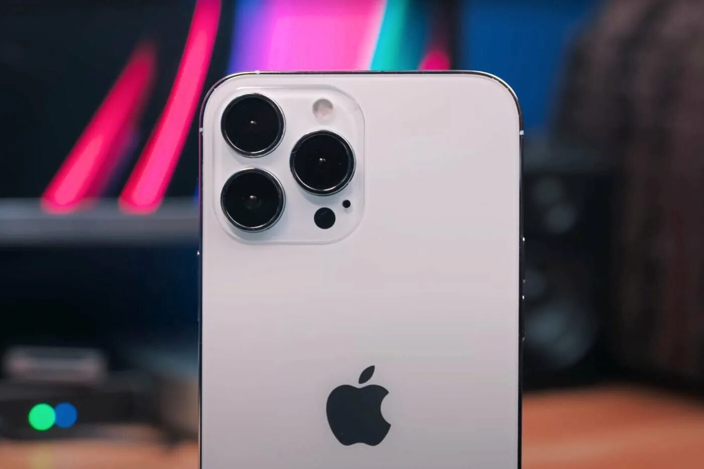 Дай айфон 13. Iphone 13 Pro. Iphone 15 Pro Max Camera. Iphone 13 Pro камера. Новый айфон 2021.