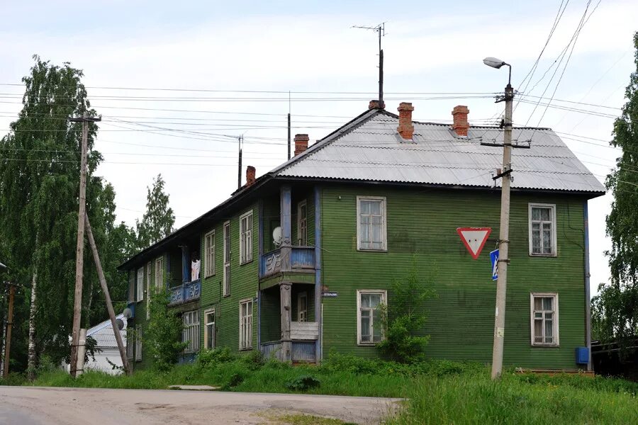 Купить квартиру в онеге. Город Онега Архангельской области. Население города Онега Архангельской области. Онега поселок. Поселок шалга Онежский район.