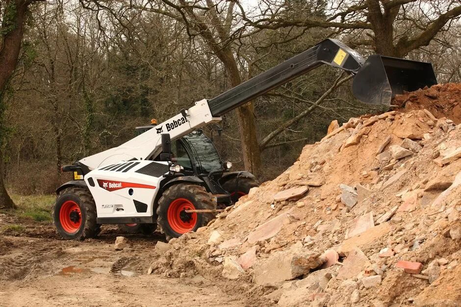 Телескопический погрузчик Bobcat TL35.70. Погрузчик Bobcat 35.70 телескопический. Погрузчик телескопический Bobcat tl3570. Bobcat TL35.70 Agri. Bobcat телескопический