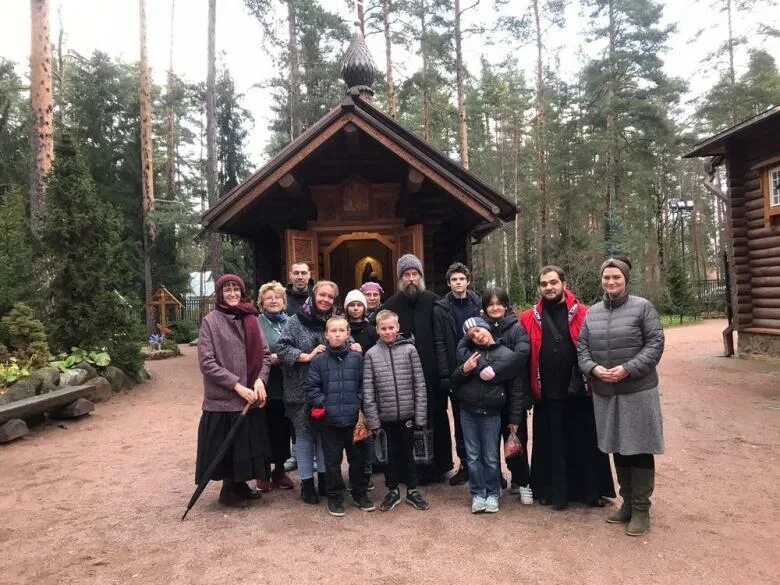 Вырица дом вырицкого. Вырица дети. Детский оздоровительный городок малыш в вырице. Вырица дети. Особняк кнорринга вырица.