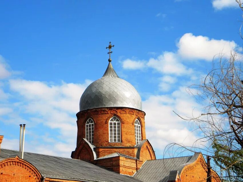 Погода в мамоне верхнемамонского. Верхний Мамон храм. Храмы верхний Мамон Воронежской области. Митрофановский храм верхний Мамон. Село верхний Мамон Воронежской области.