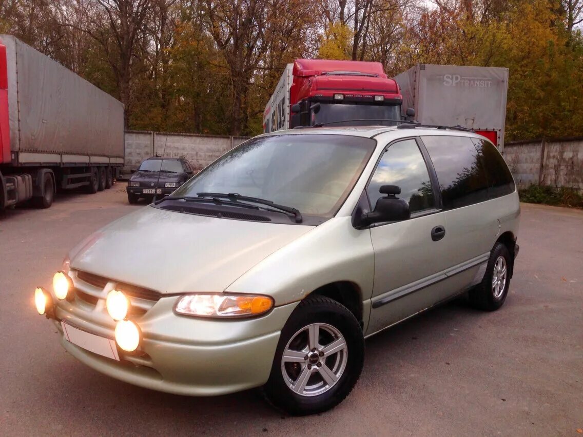 Dodge Caravan 1999. Додж Караван 3 1999. Dodge /Grand/ Caravan 1999. Додж Караван 1999.