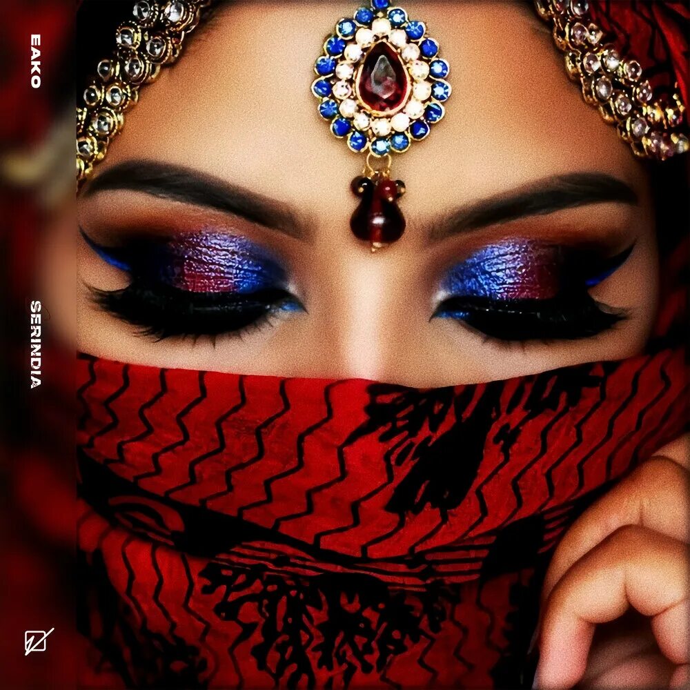 Simply Grateful Bold eye makeup, Eye makeup, Makeup