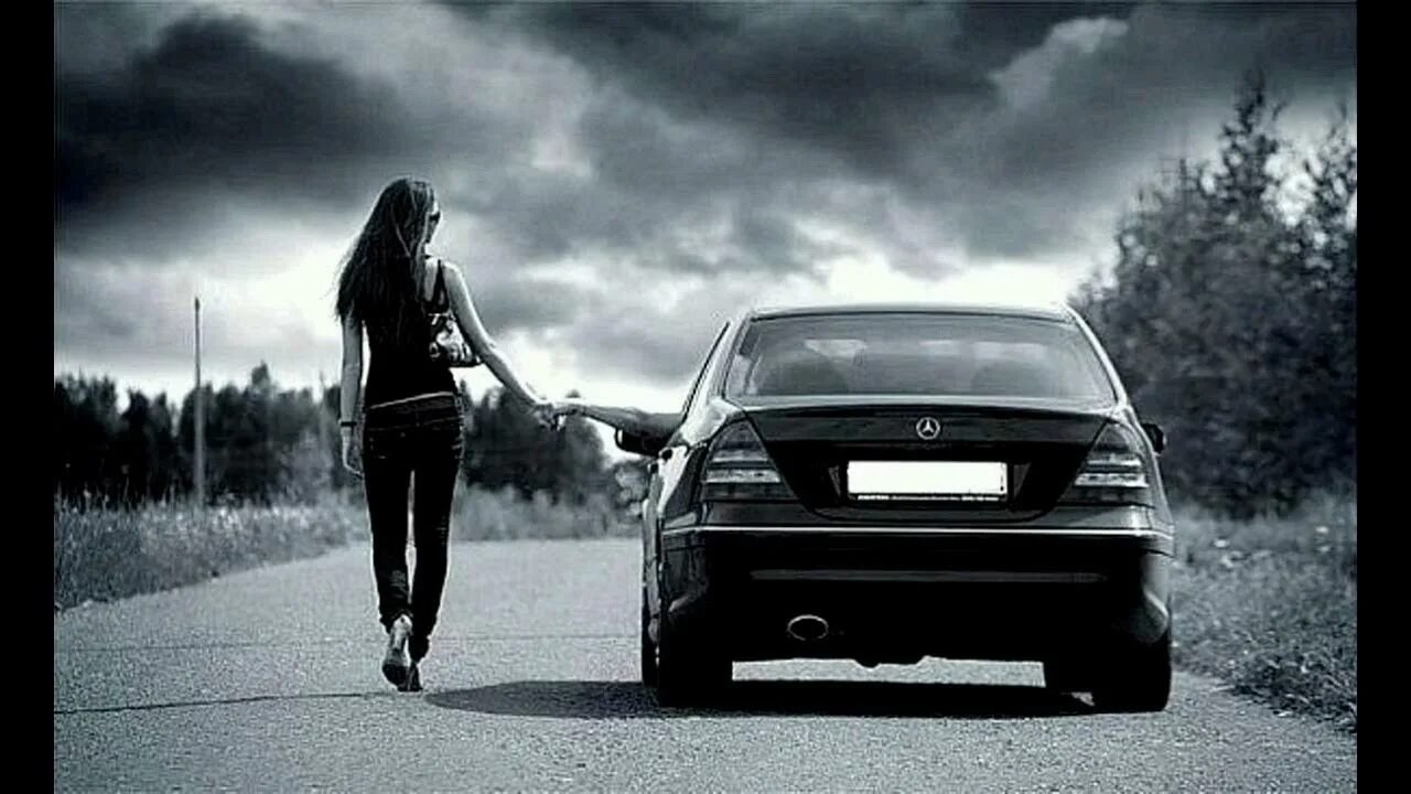 Любовь бандита к простой девушке. Бандитские девушки. Бандитские машины и девушки. Девушки и автомобили.