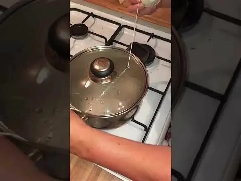 Поделки из ниток. Как выпрямить пряжу после распускания. Выпрямить пряжу после распускания. Как выровнять нитки после вязания. Выпрямление пряжи.