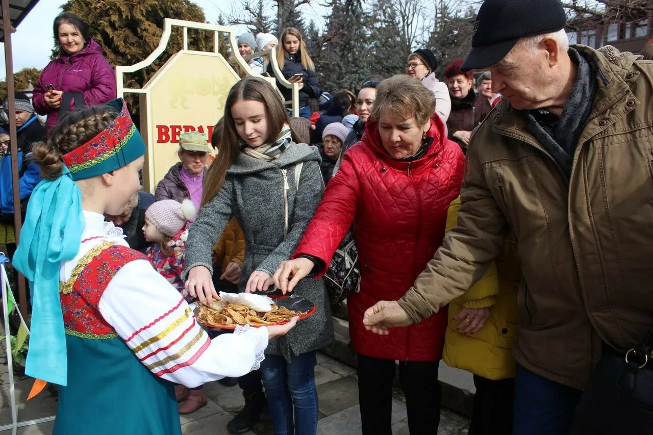 Национальные праздники ставропольского края. Масленица среда лакомка. Масленица буденновск. Масленица буденновск. Масленица буденновск.