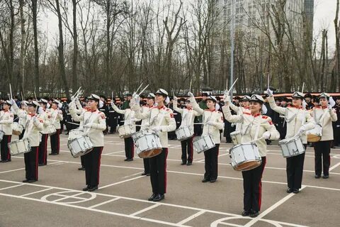 Школа волжский бульвар