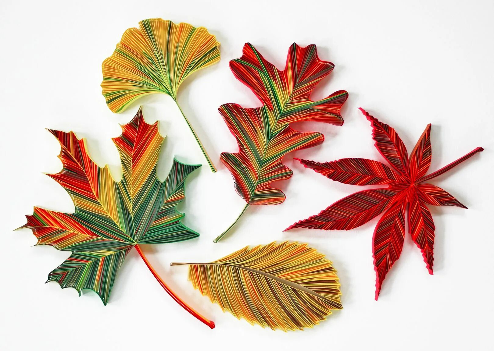 Leaves for school. Квиллинг осень. Объемные осенние листочки. Осенние листья из бумаги. Квиллинг осенние листья.