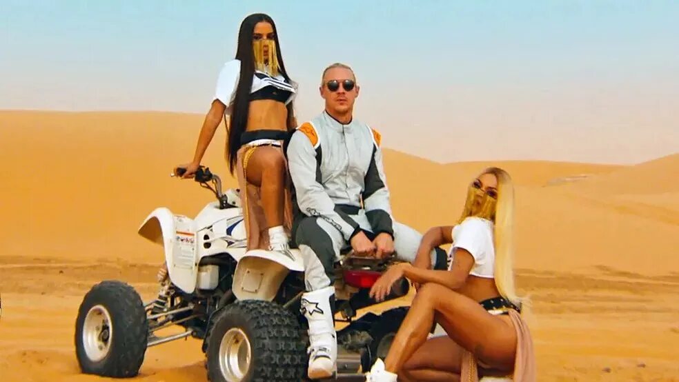 Pabllo vittar latex. Alibi pabllo vittar sevdaliza feat yseult перевод. Pablo vittar. Alibi pabllo vittar sevdaliza feat yseult перевод. Alibi pabllo vittar sevdaliza feat yseult перевод.