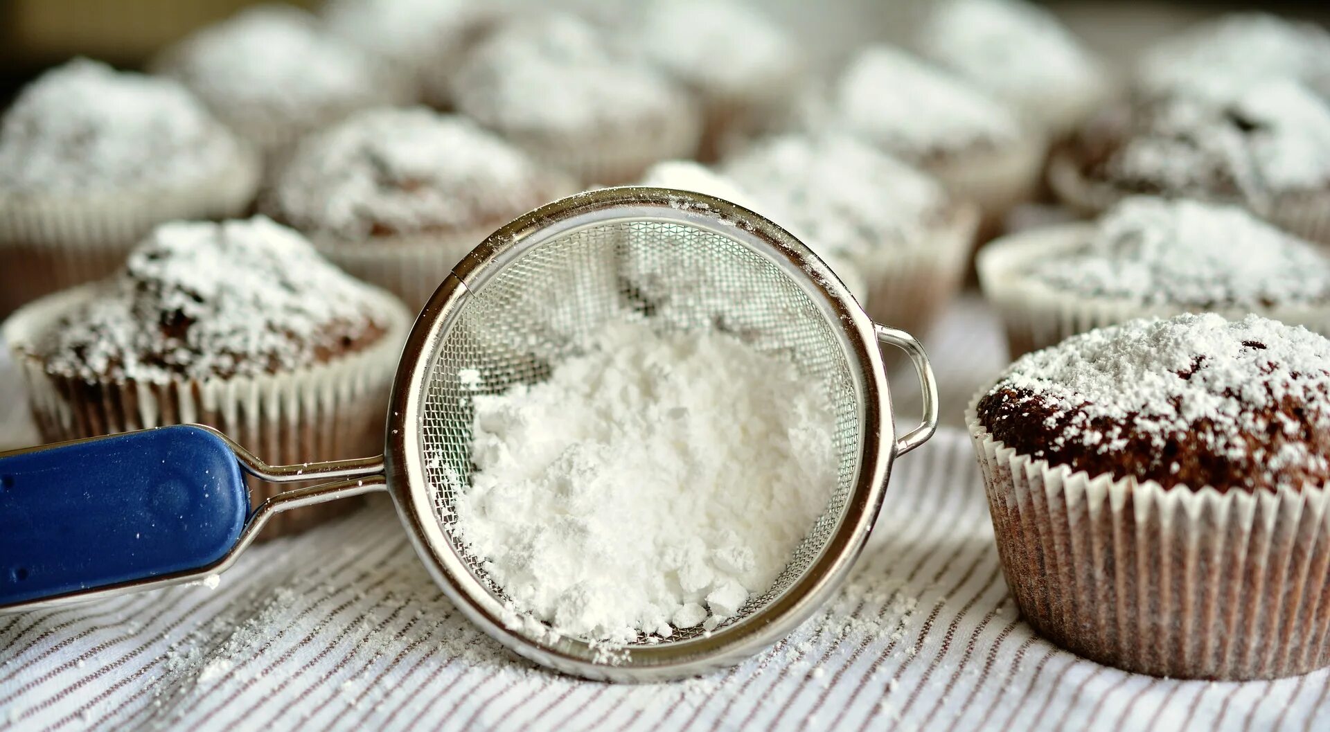 Powdered sugar