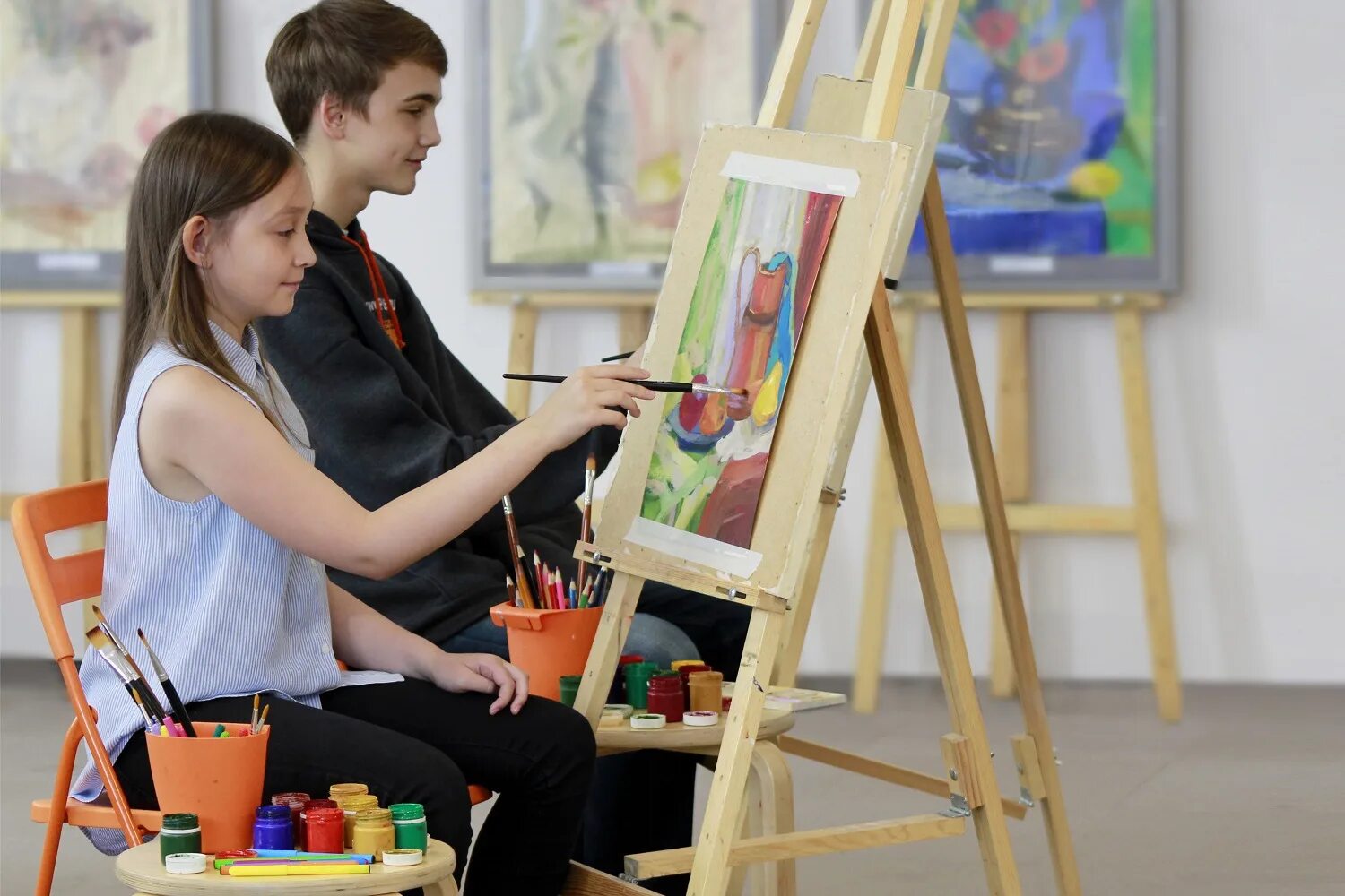 Санкт петербург специальность дизайн. Дизайнер вузы россии. Школа модельеров. Гуманитарно технический колледж знание подольск. Дизайнер по графике.