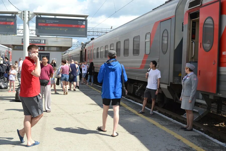 золотой мост владивосток. золотой мост приморский край. прогулка владивосток. транссибирская магистраль москва владивосток. маяк шкота владивосток.