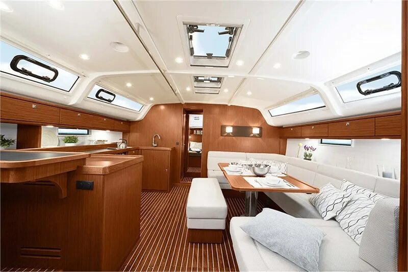 Bavaria Cruiser 51. Bavaria 51 яхта. Яхта Bavaria Cruiser 51. Bavaria 46 Cruiser. Б 12 лодка