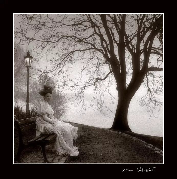 чем опасно бессмысленное существование аргументы. бессмысленность жизни. высказывание сталина о жизни. афоризмы о бессмысленности жизни. бессмысленность картинки.