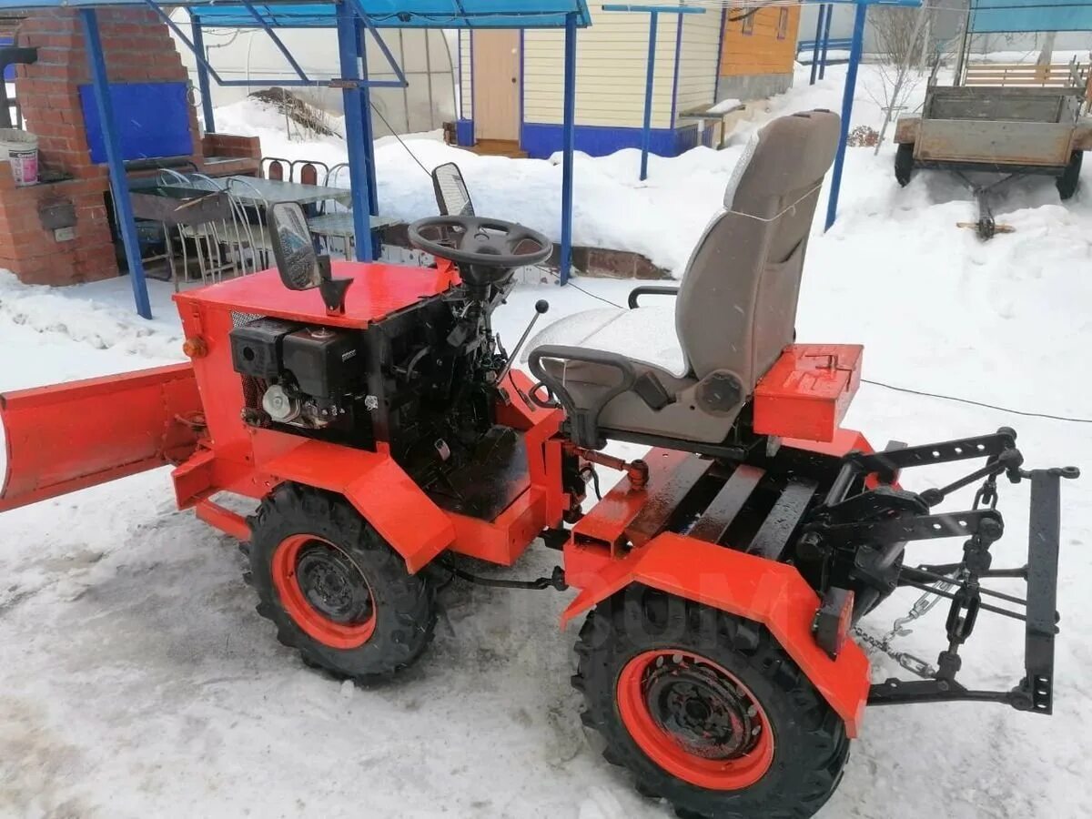 Мини трактор 4х4. Минитрактор 4x4 zubr. трактор мини бизон 4х4. минитрактор 4х4 заводской. минитрактор 4х4 со стойкой.