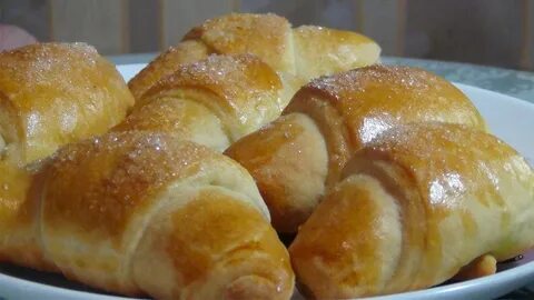 Рогалики на дрожжах с молоком