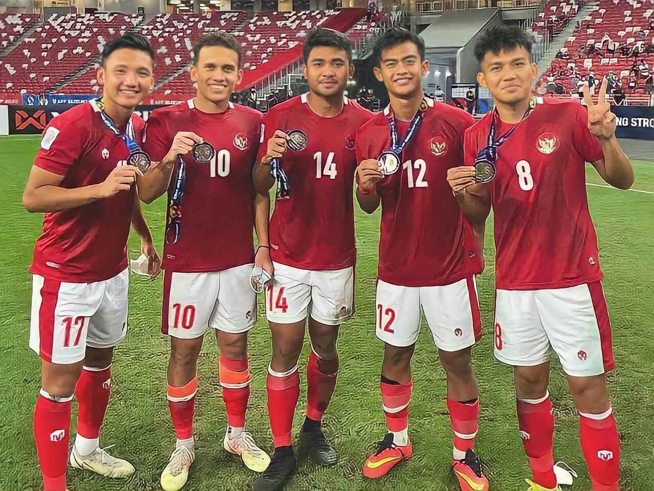 Live streaming bola vietnam indonesia. Timnas. Indonesia u20 Football. Чемпионы Азии 2023 u23. Asian Cup u23 2023 фон.