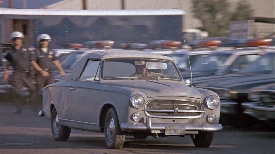 Пежо 403 кабриолет. Машина коломбо. Машина комиссара коломбо. Peugeot 403 коломбо. Машина лейтенанта коломбо.