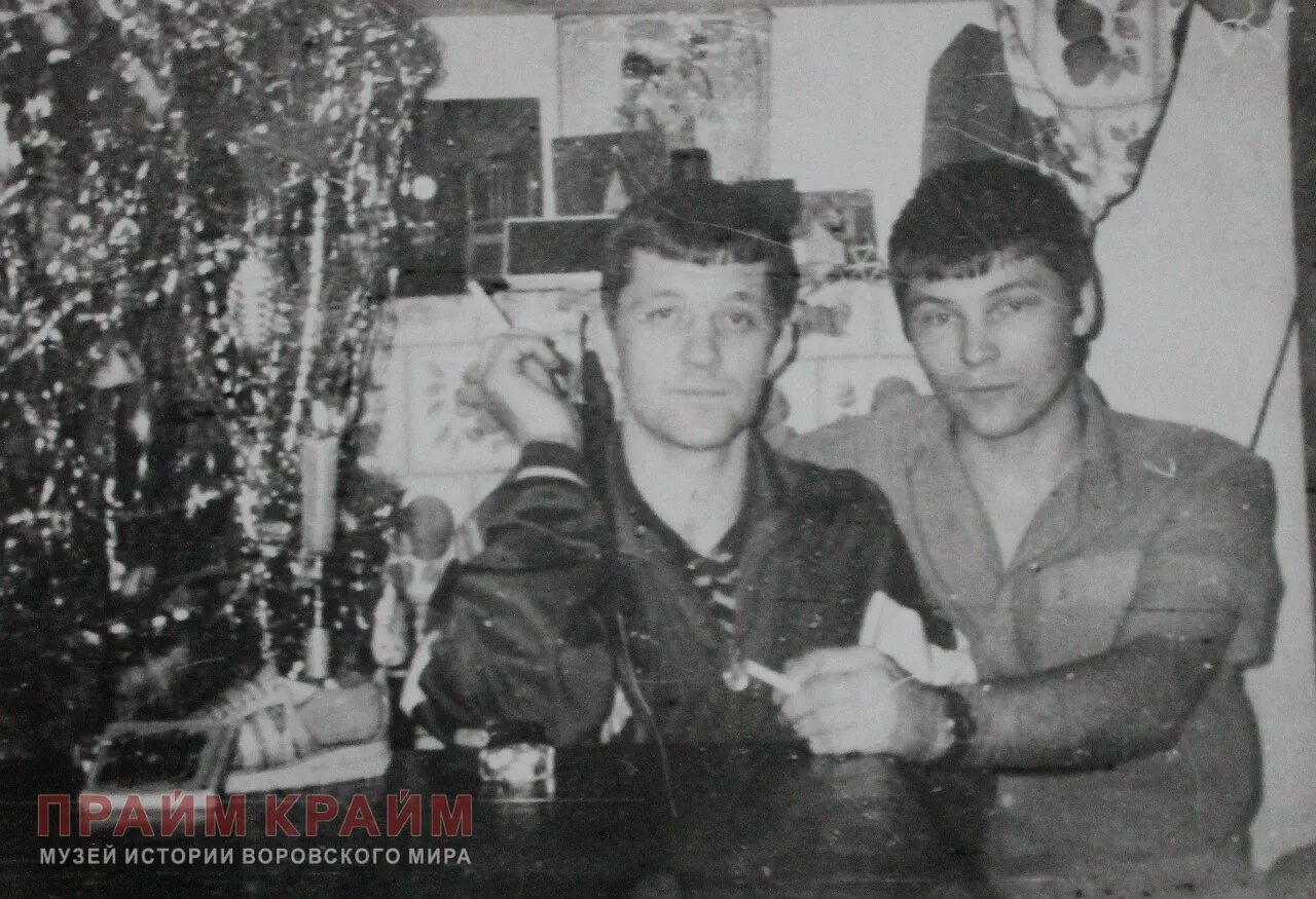 Вор в законе боец сергей бойцов иркутский законник. Вор в законе боец. Вором в законе сергеем бойцовым. Сергей бойцов боец. Сергей боец вор в законе.