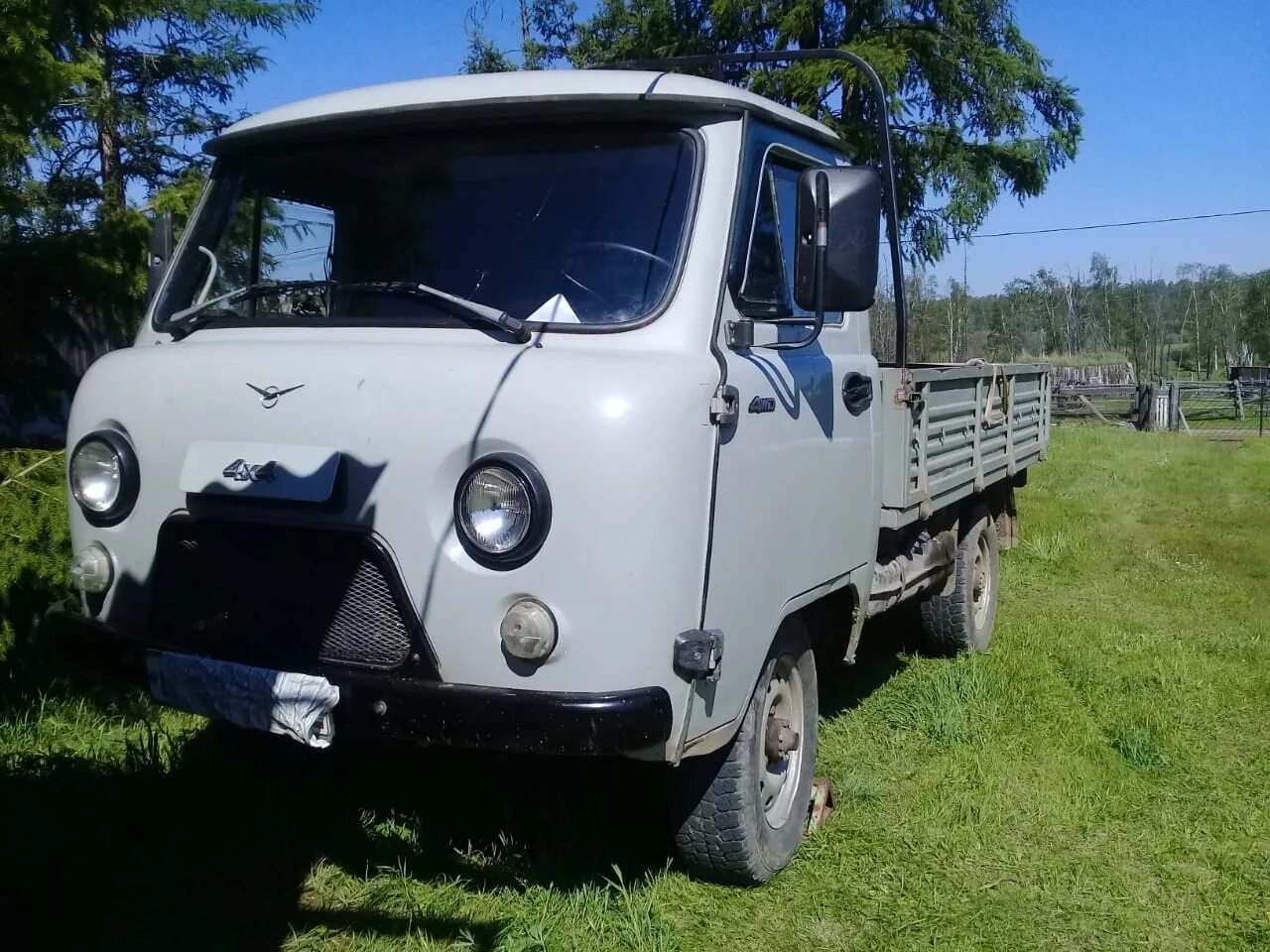 UAZ 3303 бортовой. УАЗИК 3303 бортовой головастик. Серебристый УАЗ 3303. УАЗ 3303 2014 года. Уаз головастик б