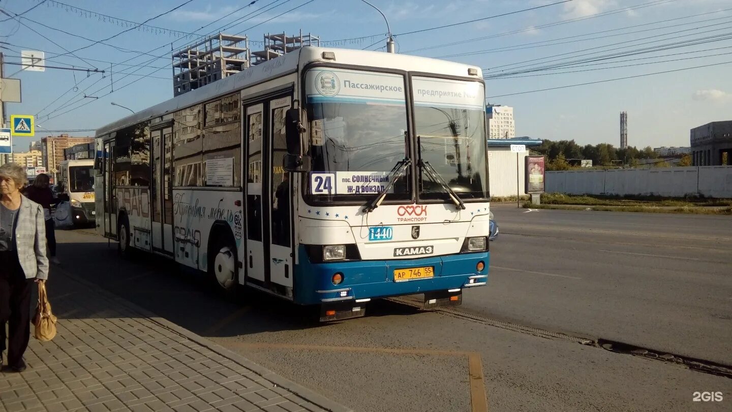 Сайт автобус омск. Омские автобусы. Автобус 24. 2 Автобус Омск. Автобус 9 Омск.