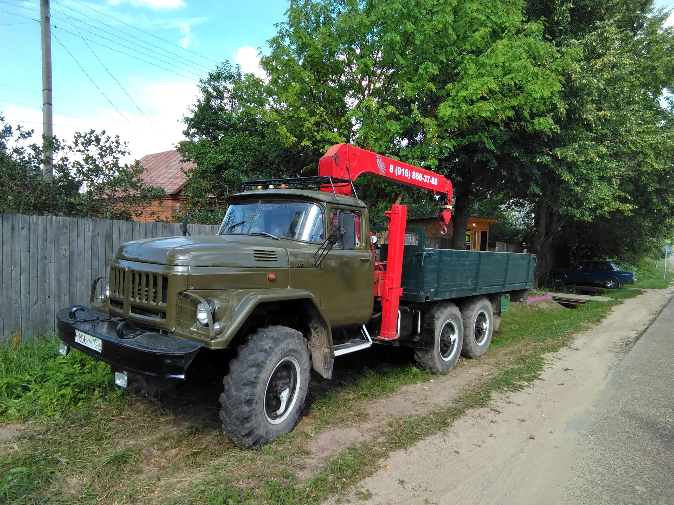 Зил 131 дизельный. ЗИЛ 131 С манипулятором. ЗИЛ 131 военный бортовой. ЗИЛ 131 кран манипулятор. ЗИЛ 131 ГИДРОКРАН.