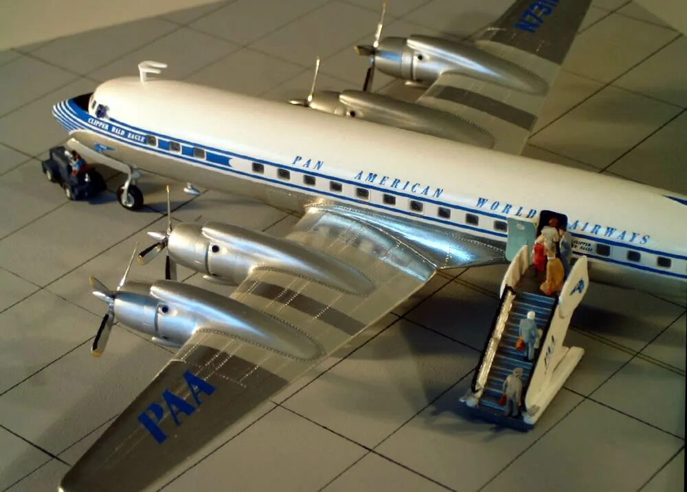 Dc 7.4. Douglas DC-7. Douglas DC-7c салон. Douglas DC-7c Seven Seas. Delta Douglas DC 7.