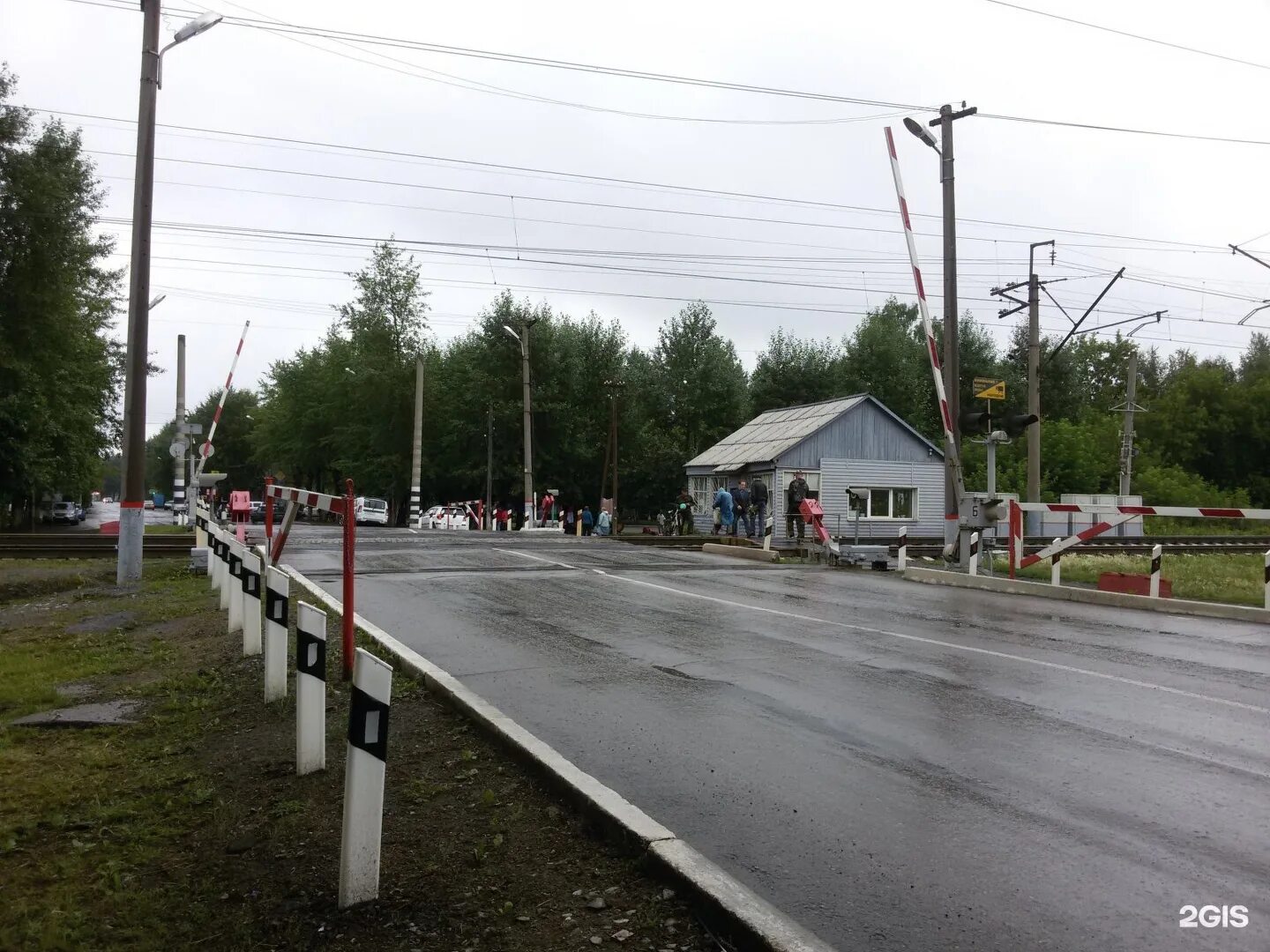 Переезды в Каменске Уральском. 10 Км Каменск Уральский. Железнодорожный переезд без шлагбаума. ЖД переезд Екатеринбург Каменск-Уральский.