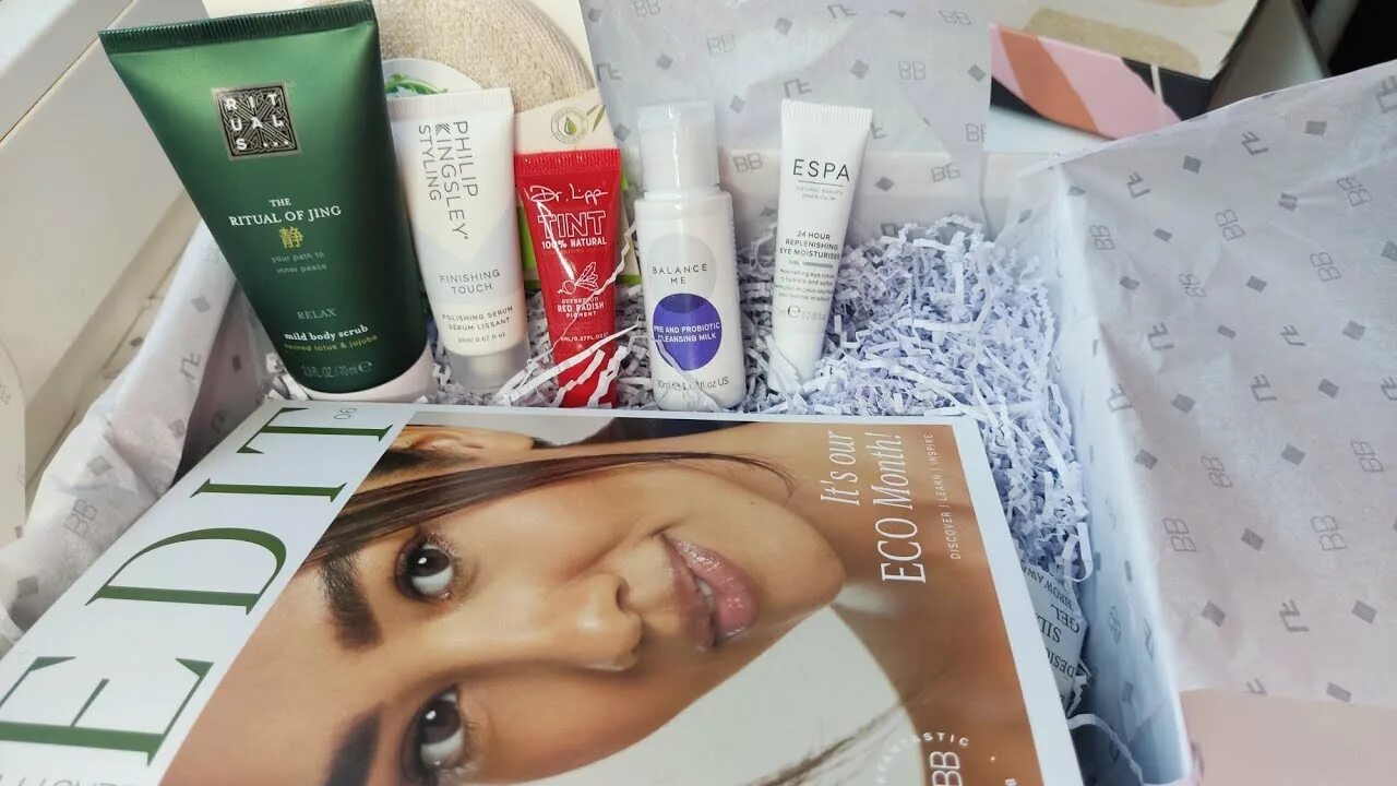 Lookfantastic Beauty Box June 2021. Лукфантастик август 2021 бокс. Лукфантастик бокс август 2022. Lookfantastic Beauty Box October 2020.